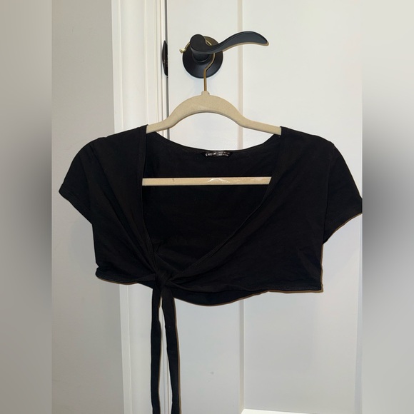 SHEIN Black V-Neck Wrap Blouse - Picture 4 of 6